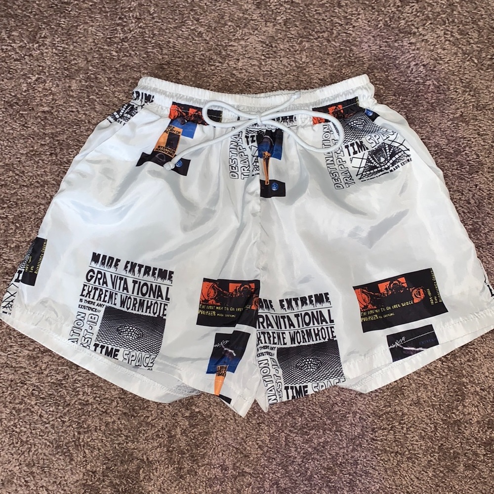 DRAWSTRING SHORTS